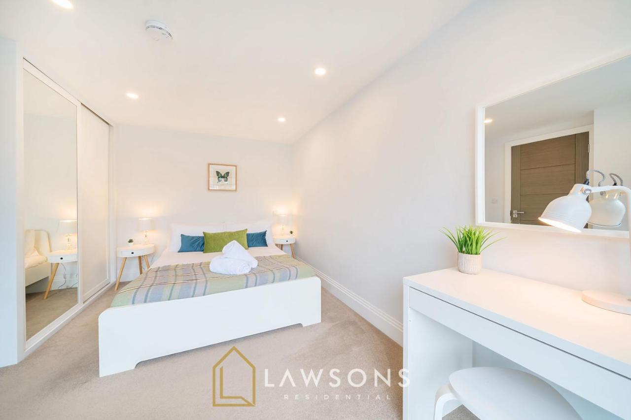 Apartamento Chic Living By Lawsons Windsor Exterior foto